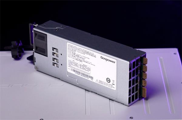 MIKROTIK • G1483-0600WNB • Hot-swap napájecí zdroj 54,5V 10,35A pro CRS320
